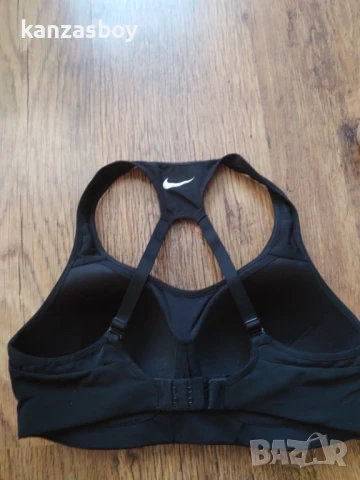 nike sport bras - страхотно бюстие КАТО НОВО S, снимка 4 - Корсети, бюстиета, топове - 51339762