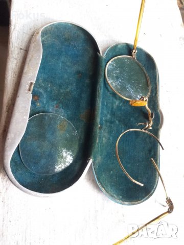 Стари очила с позлата Пенсне, снимка 3 - Антикварни и старинни предмети - 34219384