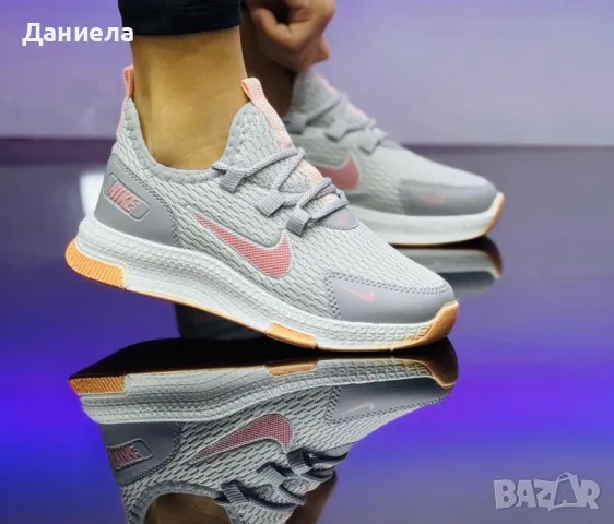 Олекотени маратонки Найк 