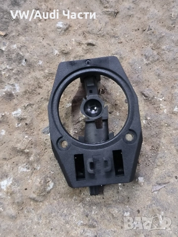 Захват копче бутон странични огледала за Голф 4 Бора VW Golf 4 Bora Passat 1J0857689