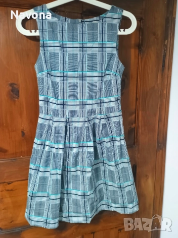 Рокли 10-11г., снимка 5 - Детски рокли и поли - 52179089