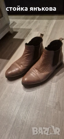 Продавам дамски кафяви боти естествена кожа, снимка 2 - Дамски ботуши - 53712322