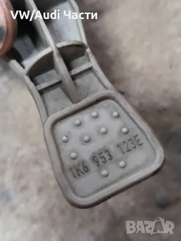 Фасунга мигач мигачи фар за Голф 5 Туран Пасат VW Golf 5 Passat Touran 1K6953123E , снимка 3 - Части - 50158370