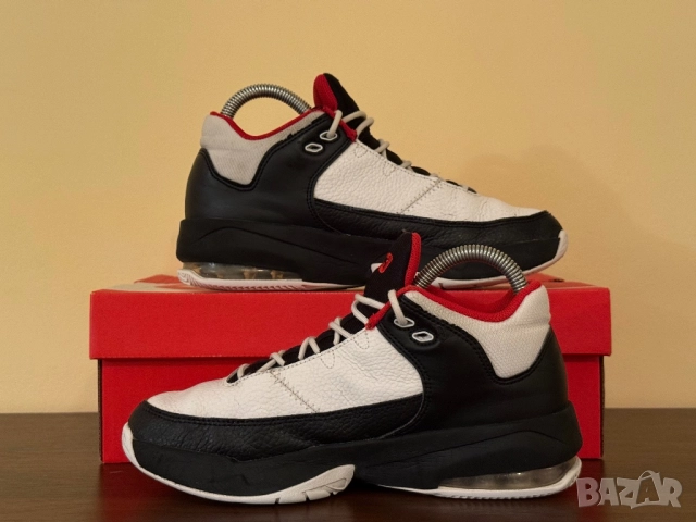 Маратонки Nike Jordan Max Aura 4 | 38, снимка 3 - Детски обувки - 52517163
