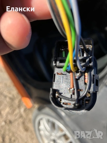 Копче за ел огледала , снимка 2 - Части - 53777276