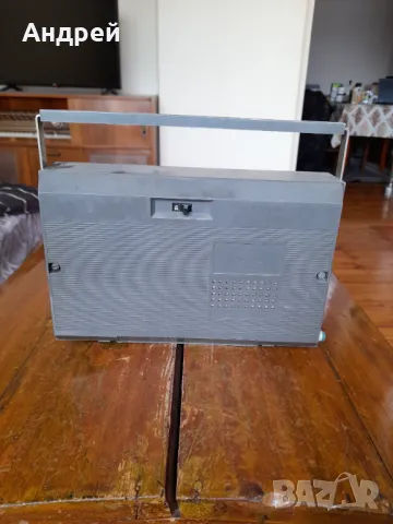 Старо радио,радиоприемник Алпинист 405, снимка 3 - Антикварни и старинни предмети - 49260889