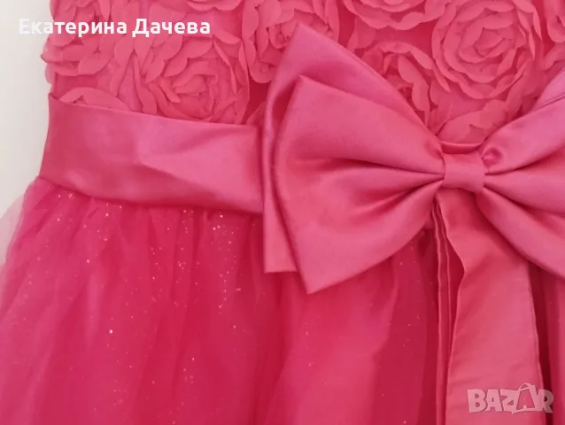 Продавам разкошна рокля, снимка 2 - Детски рокли и поли - 56086869