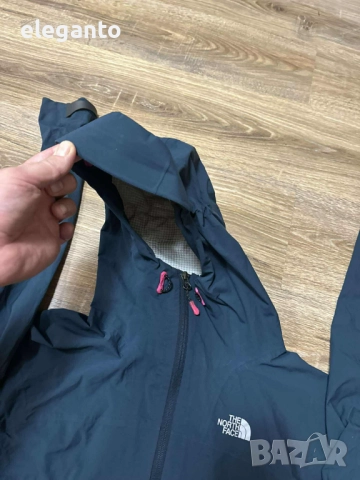 Висок клас дамсо алпийско яке The North Face  Alpine HyVENT  2.5 Summit Series Jacket , XS размер, снимка 9 - Якета - 52565299
