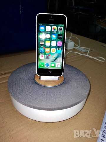 Докинг станция за iPod, iPhone с часовник PHILIPS DS1155/12