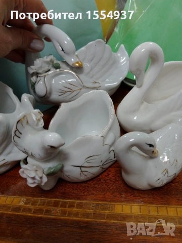 Комплект порцеланови лебеди 7бр, снимка 2 - Статуетки - 52379304