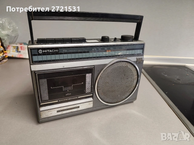 Радио касетофон Hitachi TRK-510e, снимка 3 - Радиокасетофони, транзистори - 53405446