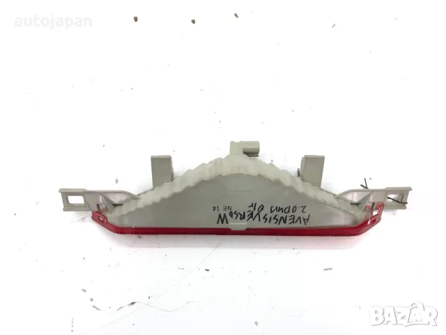 Трети стоп  Toyota Avensis Verso 2.0 D 116hp 1CD, снимка 2 - Части - 47354784