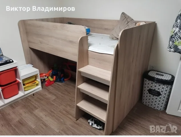 Легло с матрак със скрин и бюро, снимка 3 - Спални и легла - 55712796