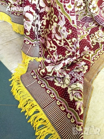 Жакардова покривка красота! 