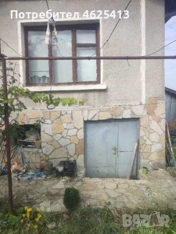 Продавам селска къща с двор, снимка 2 - Къщи - 52085263