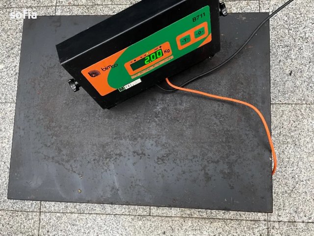 Електронните везни В711 