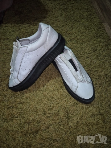 Adidas сникърси естествена кожа N40, снимка 6 - Маратонки - 52018654