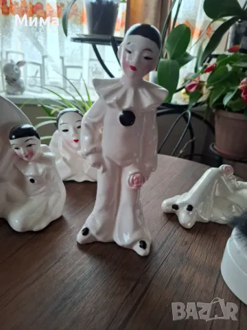 Порцеланови арлекини, снимка 1