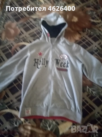 Продавам сиво горнище-суйтчър с качулка и цип-Калифорния-Holly weak