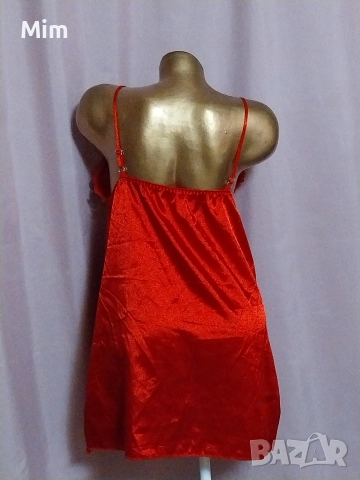 S Червена сатенена нощница , снимка 7 - Нощници - 52676282