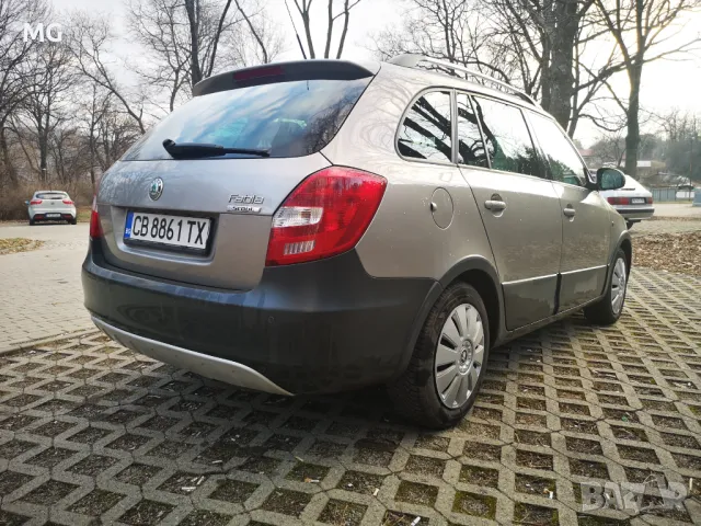 Продавам Skoda Fabia Skout 1.2 tsi , снимка 7 - Автомобили и джипове - 50186422