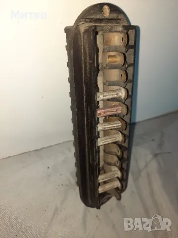 Бушонно табло за Мерцедес W115 Mercedes Benz W115 модул с предпазители., снимка 4 - Части - 49008071