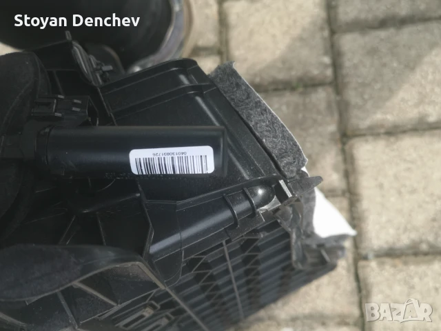 Жабка за бмв f30 F31 от 2012 до 2019 в безупречно състояние, снимка 2 - Аксесоари и консумативи - 51234179