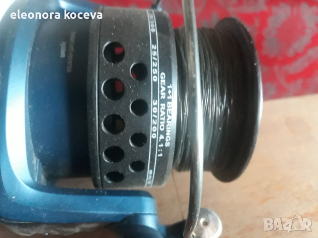 Продавам въдица, снимка 3 - Въдици - 53745884