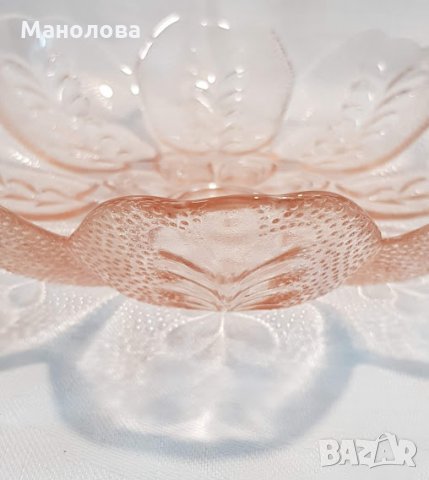 Винтидж розова стъклена купа за плодове, произведена през 60-те години на миналия век., снимка 5 - Чинии - 35748452