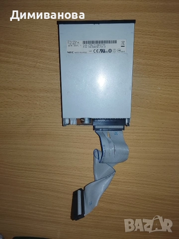 Флопи устройство NEC 3.5" – не тествано