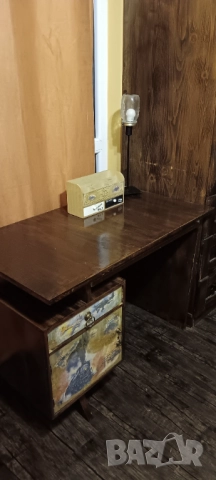 Ретро бюро с декупаж + подарък , снимка 5 - Бюра - 52330940