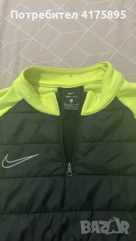 Оригинална блуза на марката Nike, снимка 2 - Блузи - 56120426