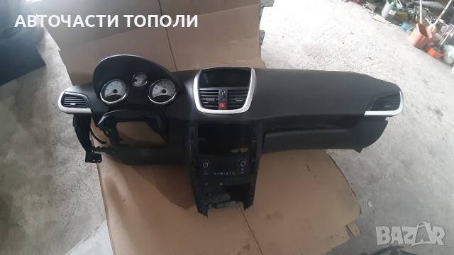 Арматурно табло с Airbag Пежо 207 2009г