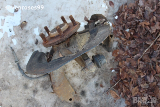 Шенкел главина преден десен Мазда 3 2008 2.3i 158hp Mazda 3 седан