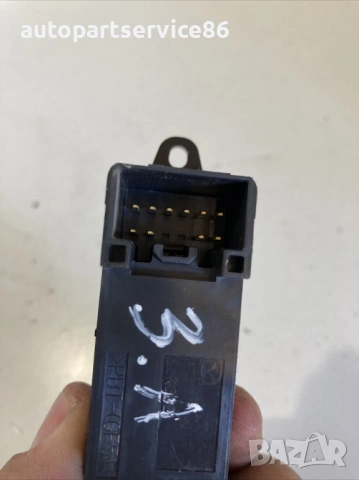 Бутон за заден ляв прозорец за Mazda CX-7 2.2 MZR CD (2011) EH6266380, снимка 2 - Части - 53624748