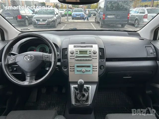 Toyota Corolla Verso 1.8 ГАЗ/Бензин, снимка 5 - Автомобили и джипове - 56108350