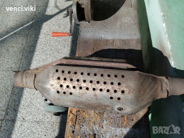 6NO 131 701 AL катализатор празен