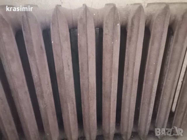 Чисто нов чугунен неизползван радиатор за парно 10 ребра