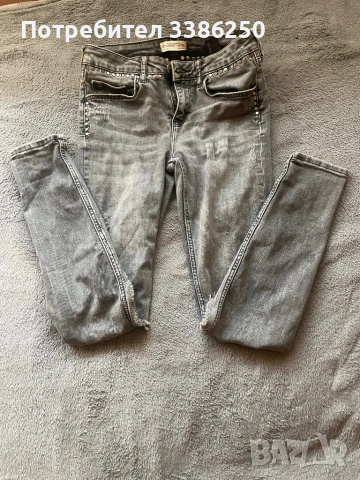 Дамски дънки на Зара , снимка 2 - Дънки - 53847825