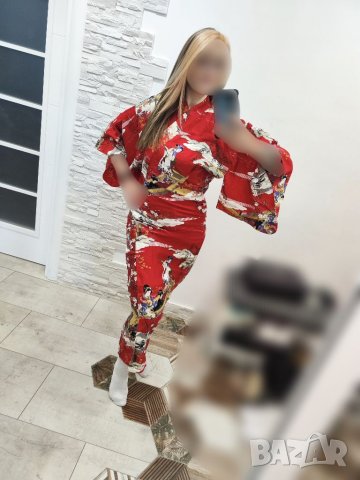 Японско кимоно, червено/цветно в Други в гр. Варна - ID41633340 — Bazar.bg