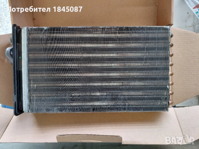 Радиатор за парно на Рено Меган Сценик 96-99г и Сценик 99-03г., снимка 3 - Части - 51701745