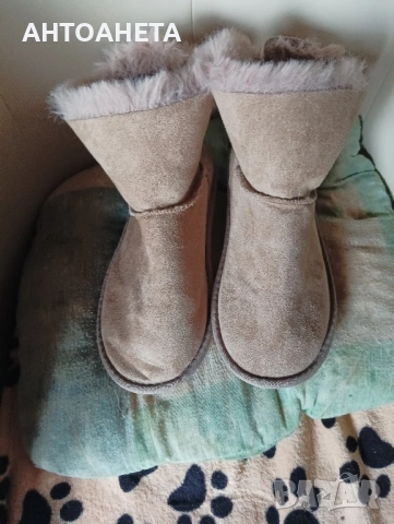 Продавам дамски боти топли , снимка 2 - Дамски боти - 51960110