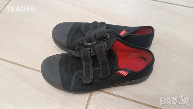 детски пантофи маратонки сникърси черни Moneta, снимка 2 - Детски пантофи - 33561644