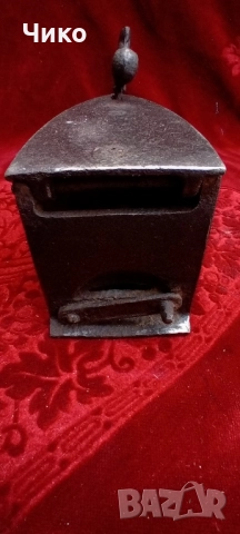 Стара чугунена ютия на въглища , снимка 3 - Антикварни и старинни предмети - 52442983