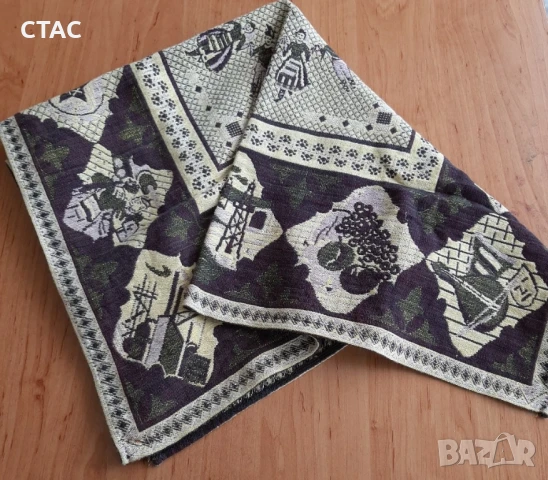 Автентично ,битово каре ,с фолклорни мотивиот70-те год, снимка 3 - Декорация за дома - 51284979