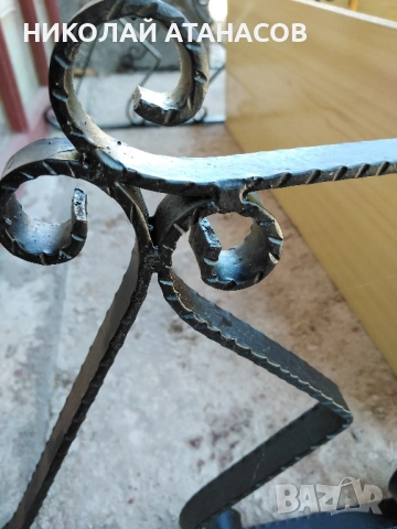 Етажерка от ковано желязо, снимка 3 - Етажерки - 51778272