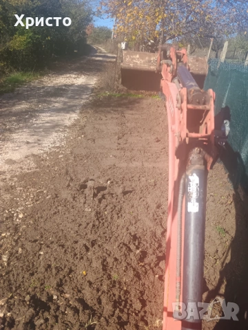 Услуги с тристранен самосвал и мини багер kubota, снимка 10 - Транспортни услуги - 51575232