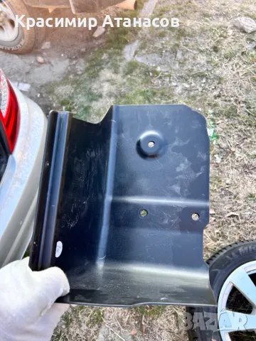 A2048982614 .Капак малак акумулатор багажник за Мерцедес Ц-класа W204. A2048982614. 2010-2014г, снимка 3 - Аксесоари и консумативи - 49094618