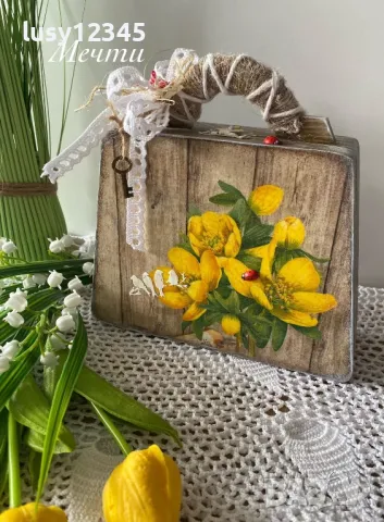 Кутия чантичка-Пролет!, снимка 2 - Декорация за дома - 50421589