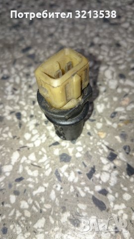 Части Волво 460/440 лайсна фар, датчици, стойка акумулатор, снимка 6 - Части - 34587035